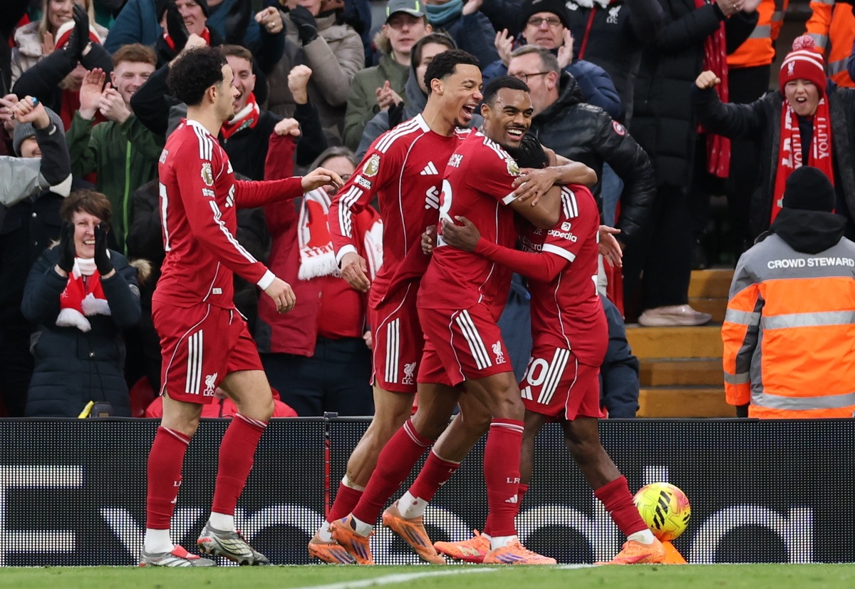 在线游戏-狼队客场打平阿斯顿维拉，升级希望渐渐破灭